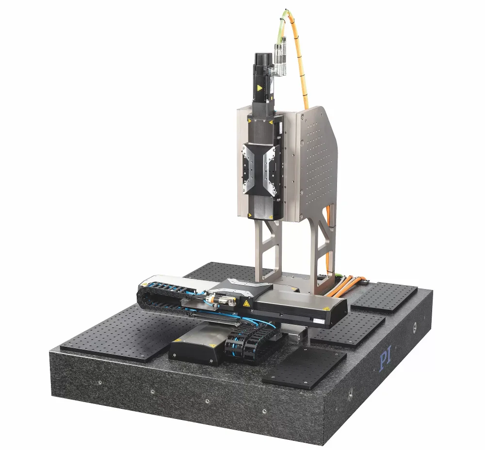 X-417.2xx with accessories: XYZ system on granite plate (image without controller); X-417.Z02 breadboard set